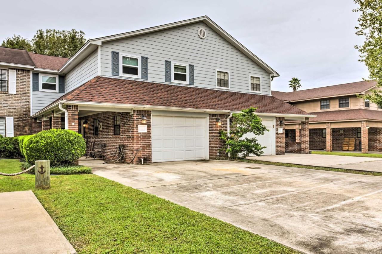 Quiet Lake Conroe Townhome With 2 Boat Slips! Willis Exterior photo